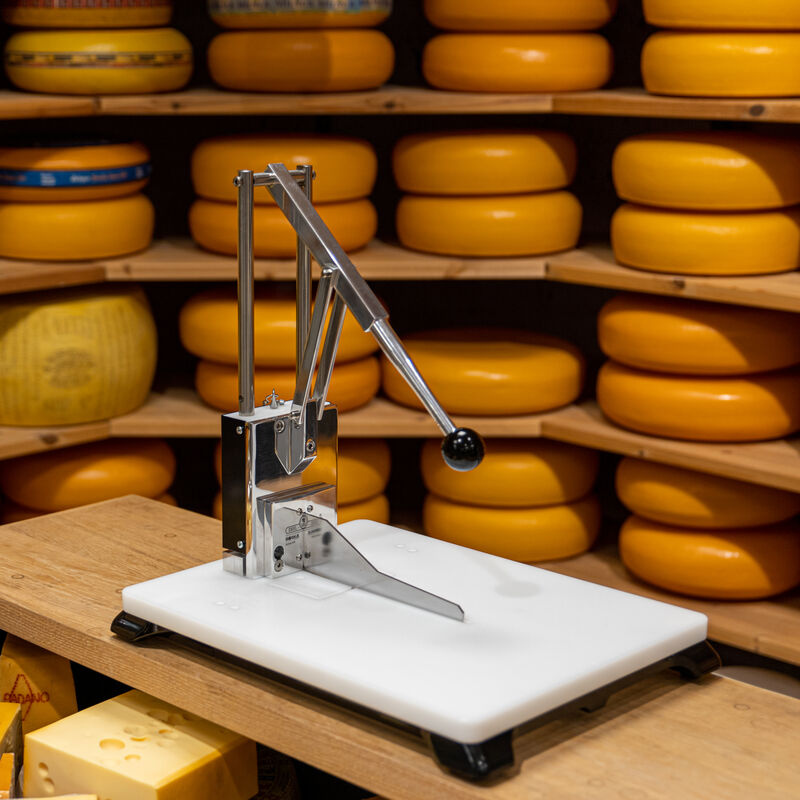 Cheese Wheel Cutter 