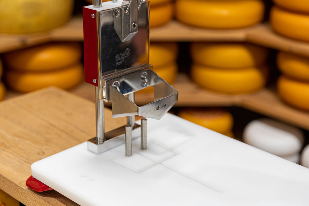 Semi-Automatic Wheel Cutters: Cheese Cutting Equipment at HART